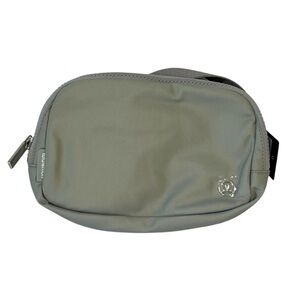 Lululemon x‎ Peloton Athletica Everywhere Belt Bag 1L Grey Silver NWT Purse